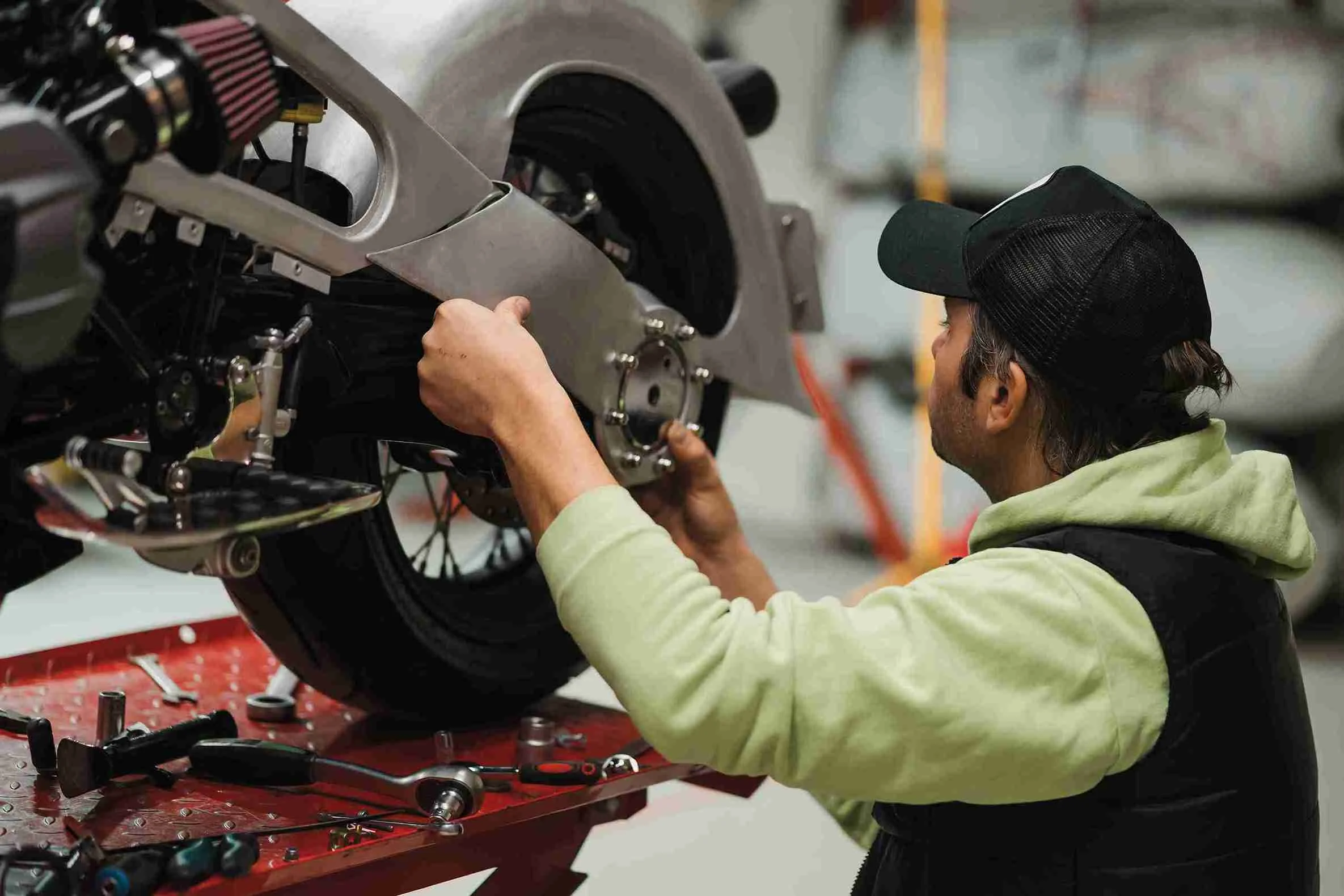 TRAINING PENGUKURAN GETARAN MOTOR DAN PERALATAN LISTRIK