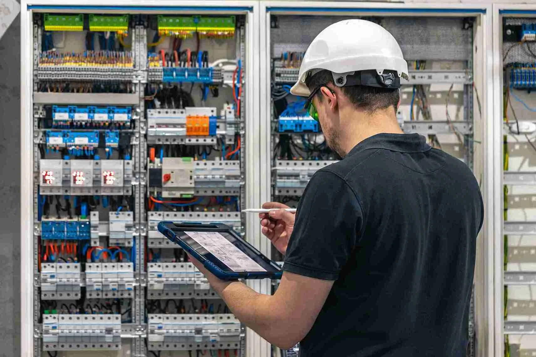 TRAINING TECHNOLOGY BASED ELECTRICAL ASSET MANAGEMENT